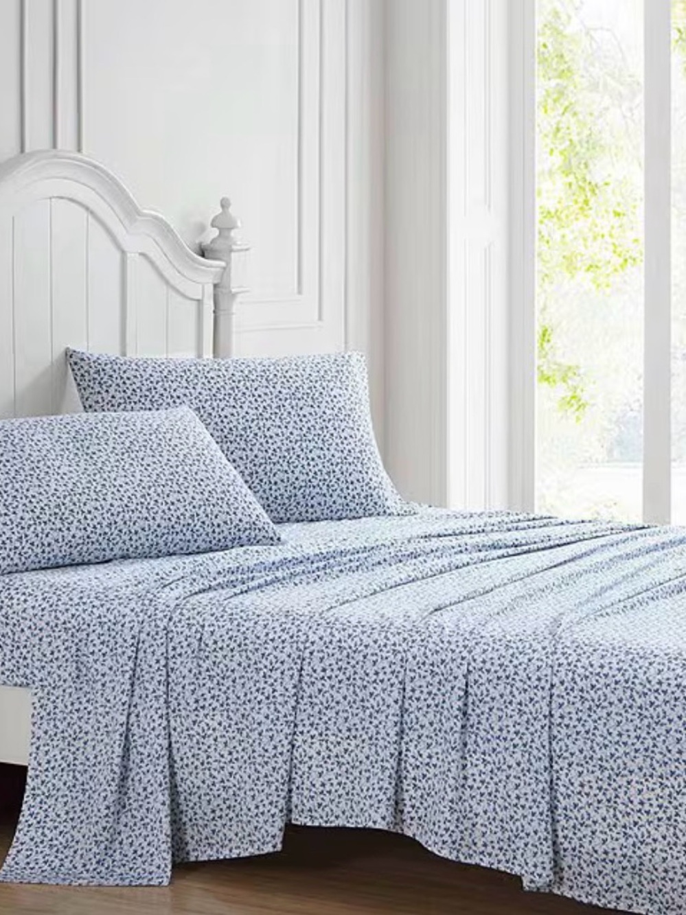 Laura Ashley Lavange Vine 4-Piece Blue T300 Cotton King  Floral & Garden ~ NWT